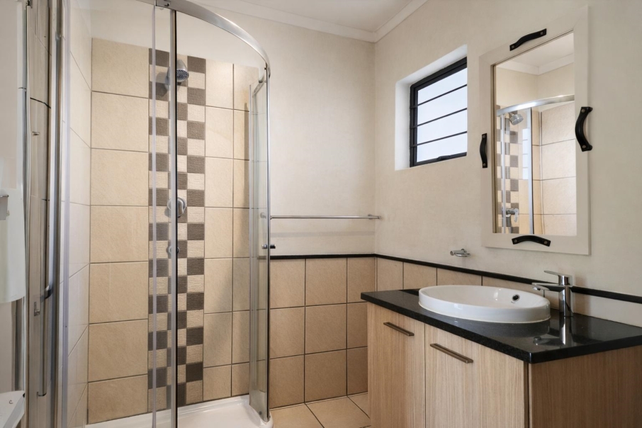 1 Bedroom Property for Sale in Dainfern Gauteng