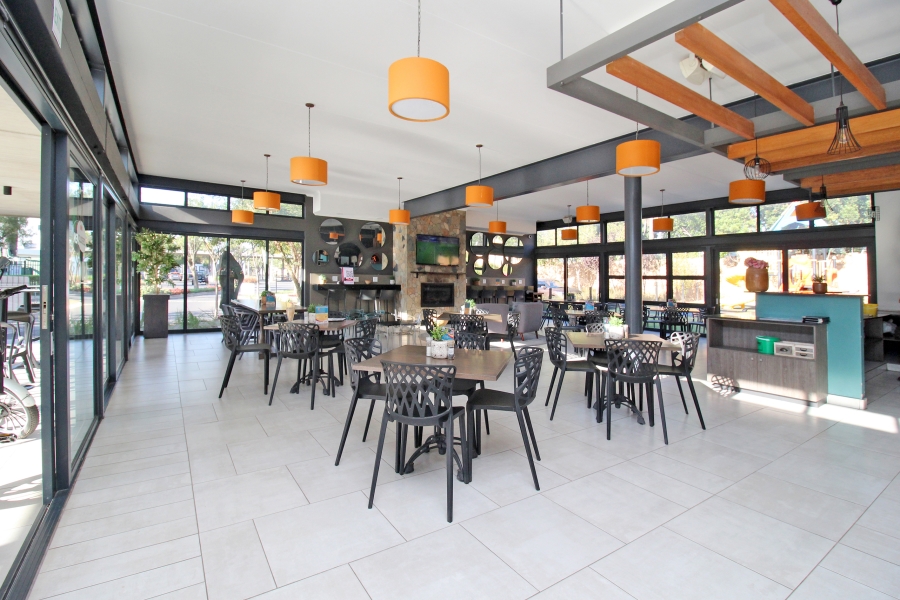 To Let 1 Bedroom Property for Rent in Crowthorne AH Gauteng