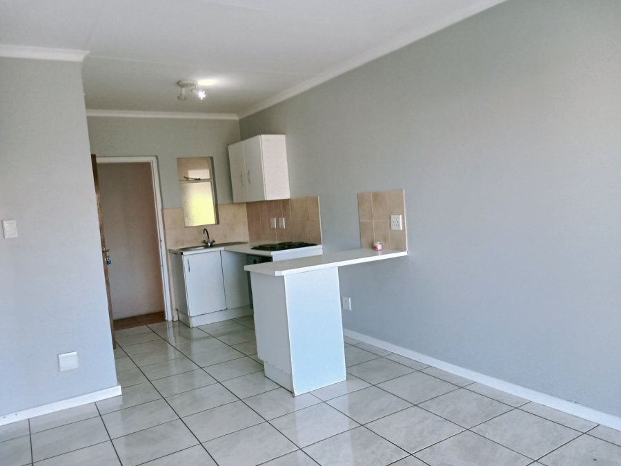 To Let 2 Bedroom Property for Rent in Northcliff Gauteng