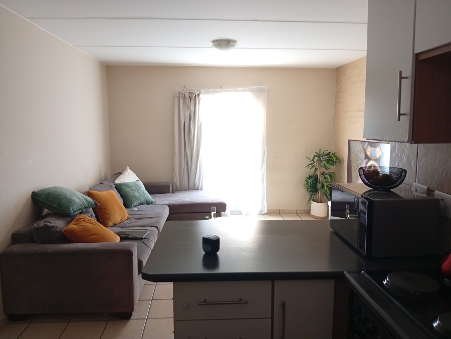 2 Bedroom Property for Sale in Die Wilgers Gauteng
