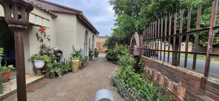 3 Bedroom Property for Sale in Brakpan Central Gauteng