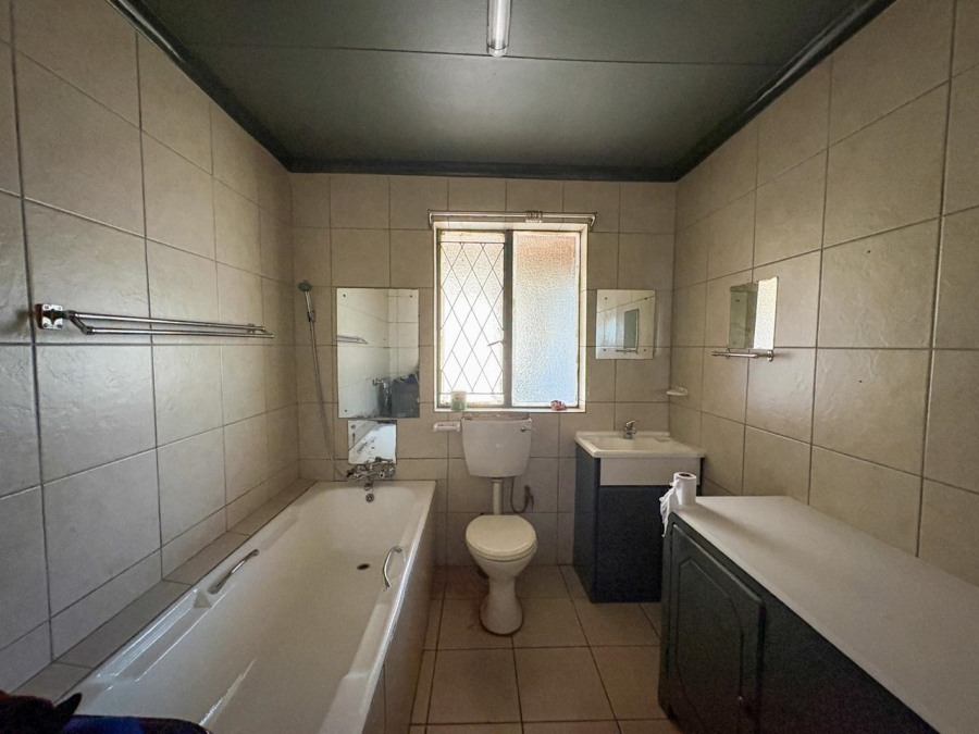 2 Bedroom Property for Sale in Brakpan Central Gauteng