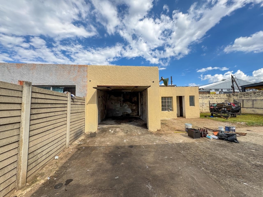 2 Bedroom Property for Sale in Brakpan Central Gauteng