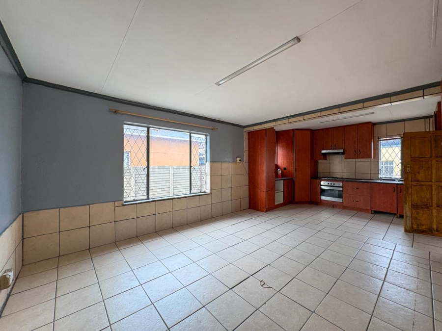 To Let 2 Bedroom Property for Rent in Brakpan Central Gauteng