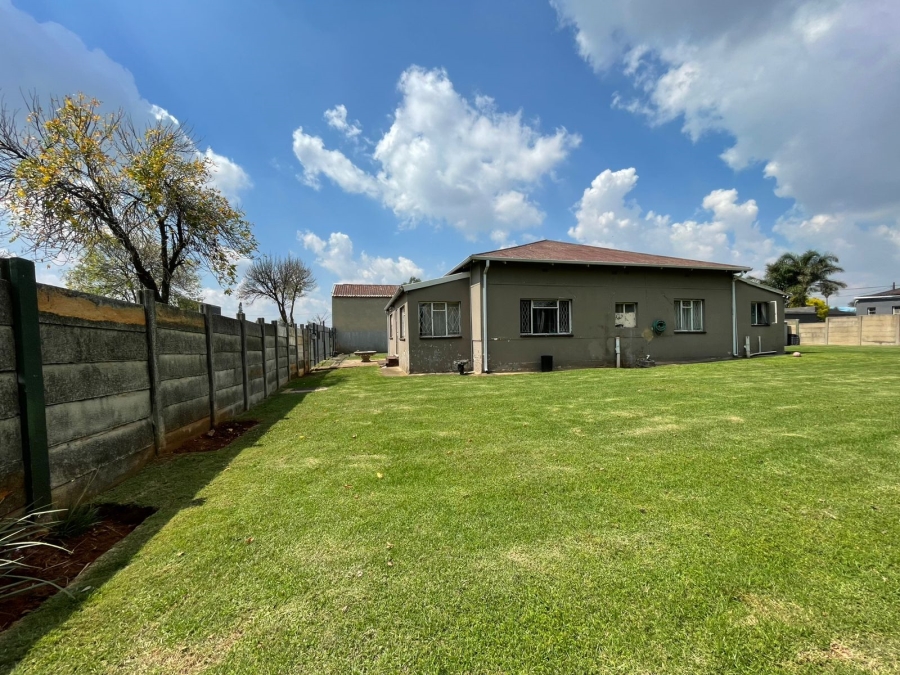 3 Bedroom Property for Sale in Brakpan Central Gauteng
