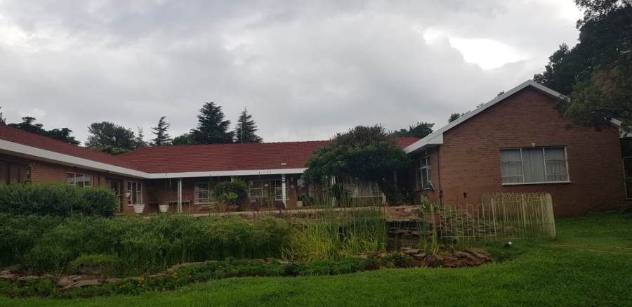 Commercial Property for Sale in Knoppieslaagte Gauteng