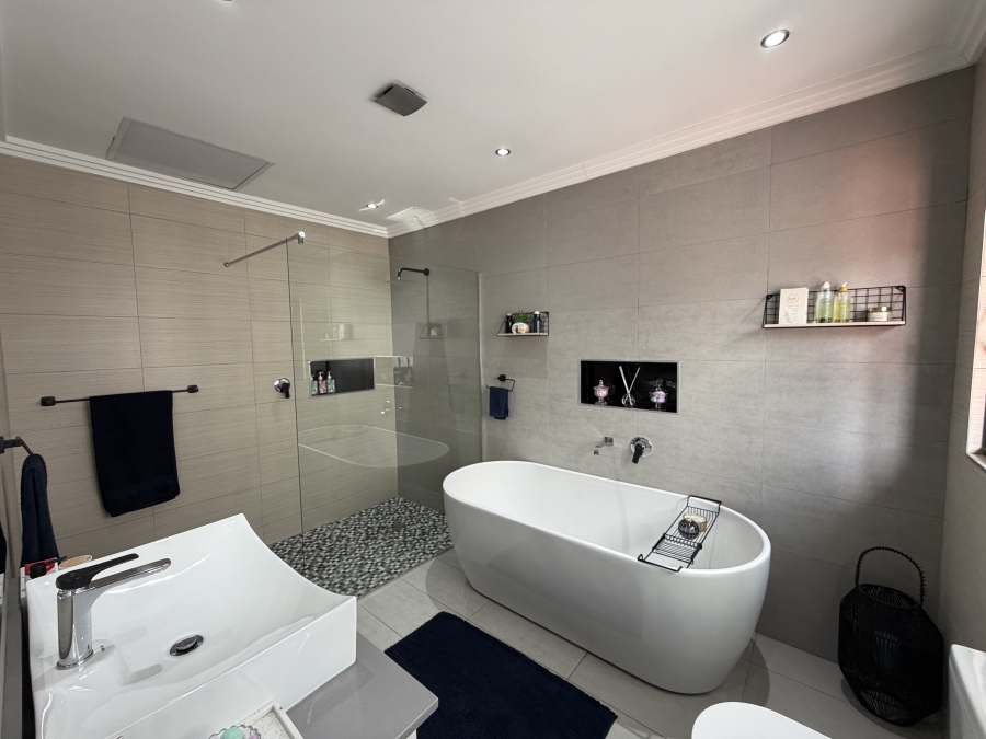 3 Bedroom Property for Sale in Winchester Hills Gauteng