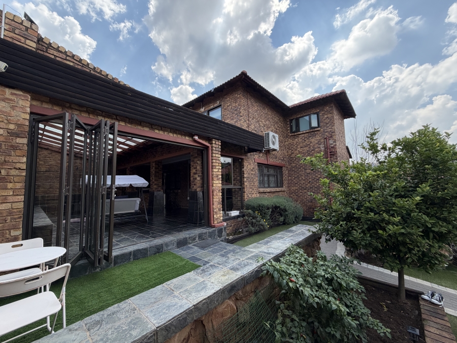 3 Bedroom Property for Sale in Winchester Hills Gauteng