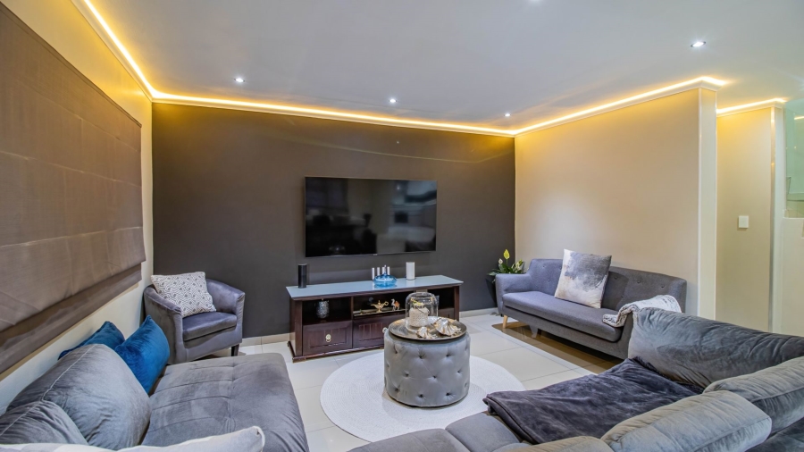 3 Bedroom Property for Sale in Winchester Hills Gauteng
