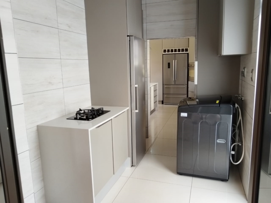 4 Bedroom Property for Sale in Crystal Park Gauteng