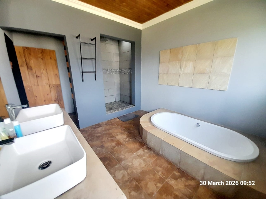 4 Bedroom Property for Sale in Pretoria North Gauteng