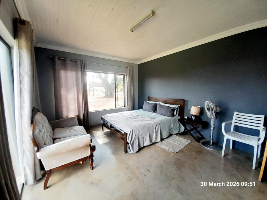 4 Bedroom Property for Sale in Pretoria North Gauteng