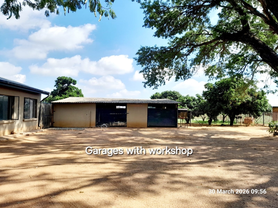 4 Bedroom Property for Sale in Pretoria North Gauteng