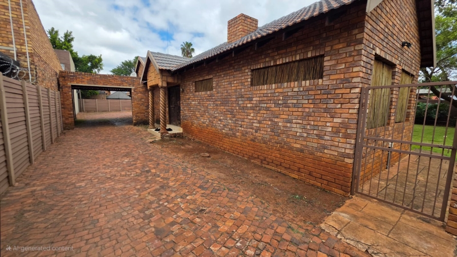 5 Bedroom Property for Sale in Doornpoort Gauteng