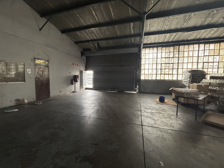 To Let commercial Property for Rent in Spartan Gauteng