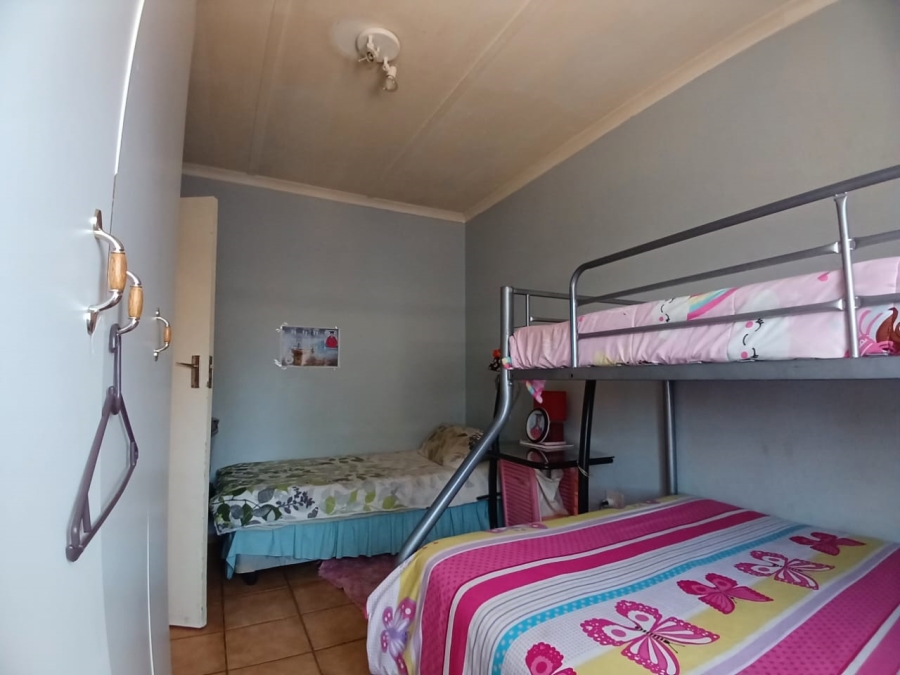 3 Bedroom Property for Sale in Groblerpark Gauteng