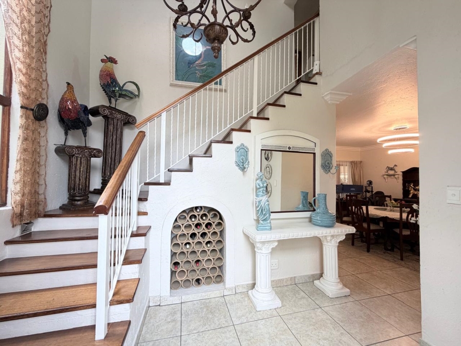 4 Bedroom Property for Sale in Featherbrooke Estate Gauteng