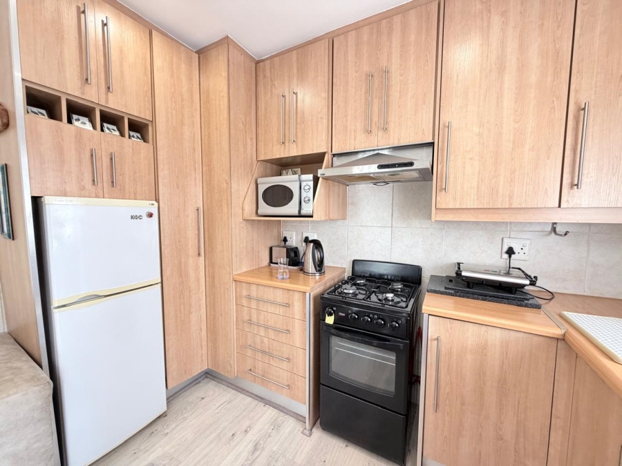 4 Bedroom Property for Sale in Featherbrooke Estate Gauteng