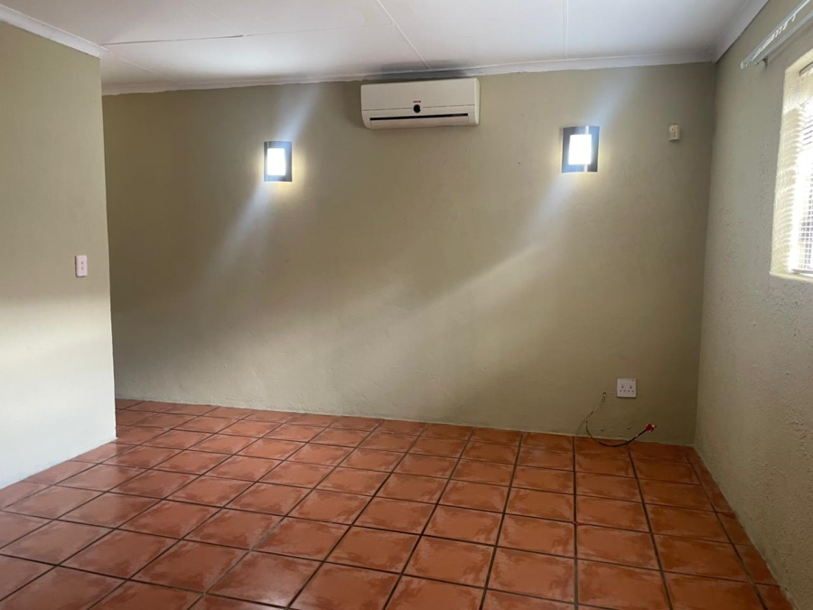 3 Bedroom Property for Sale in Rant En Dal Gauteng