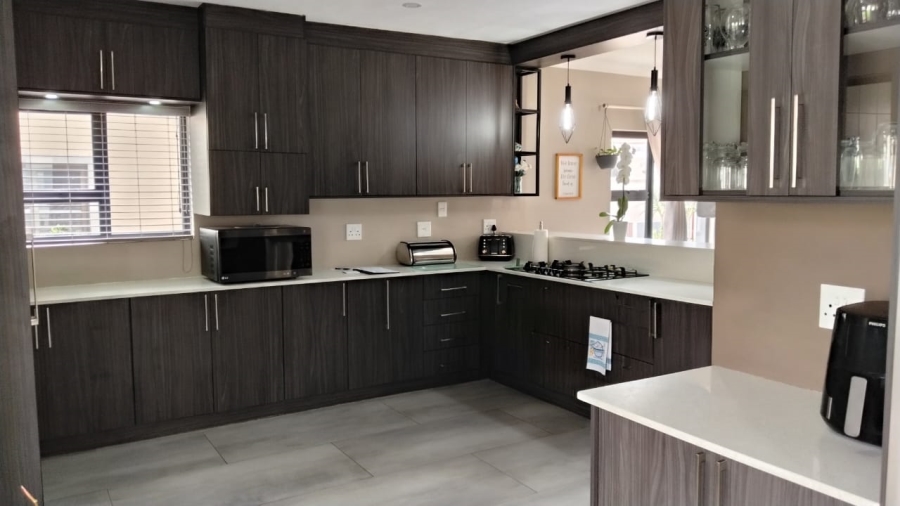 3 Bedroom Property for Sale in Chancliff Ridge Gauteng