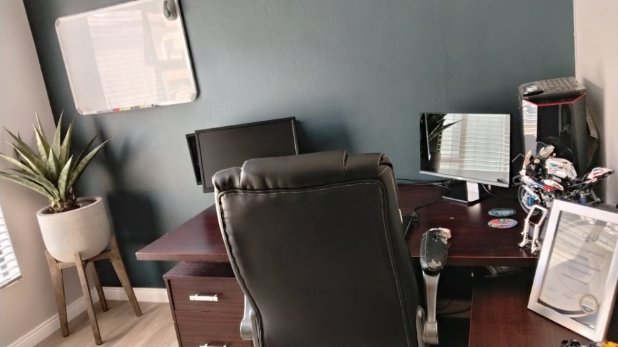 3 Bedroom Property for Sale in Chancliff Ridge Gauteng