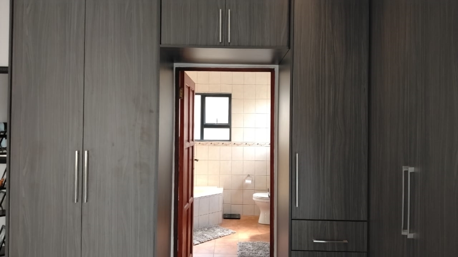 3 Bedroom Property for Sale in Chancliff Ridge Gauteng