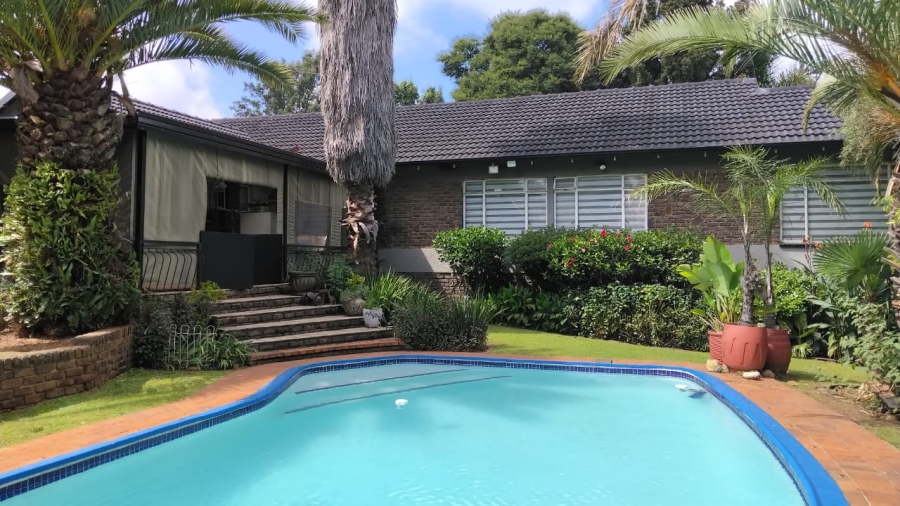 4 Bedroom Property for Sale in Rant En Dal Gauteng