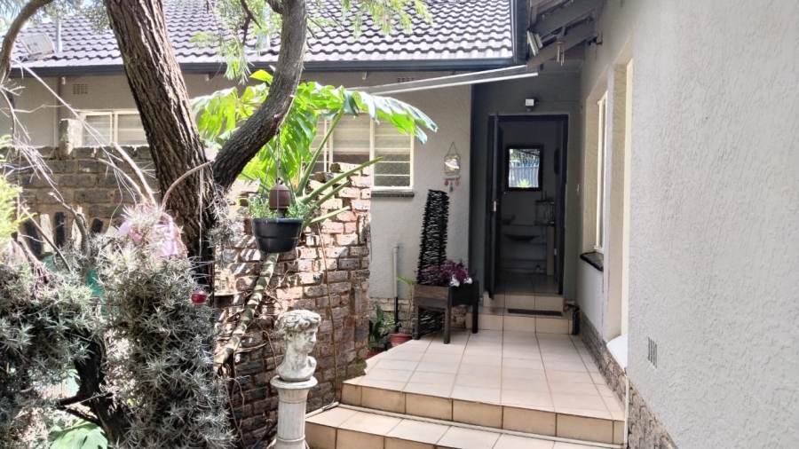 4 Bedroom Property for Sale in Rant En Dal Gauteng