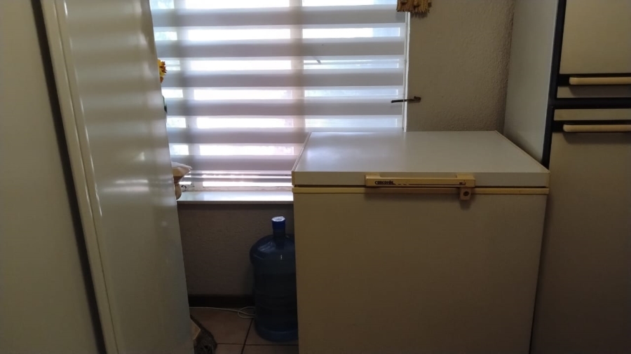 4 Bedroom Property for Sale in Rant En Dal Gauteng