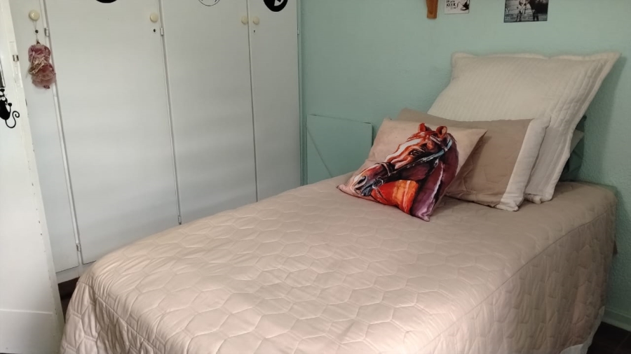 4 Bedroom Property for Sale in Rant En Dal Gauteng