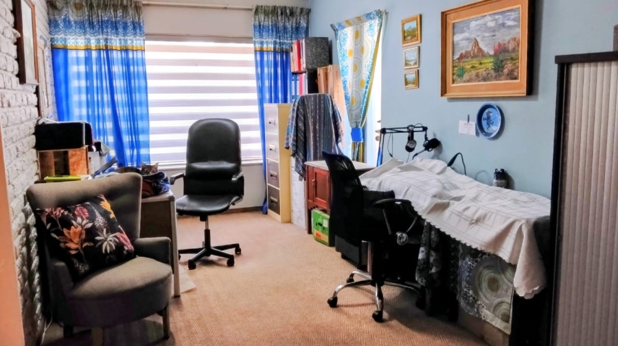 4 Bedroom Property for Sale in Rant En Dal Gauteng