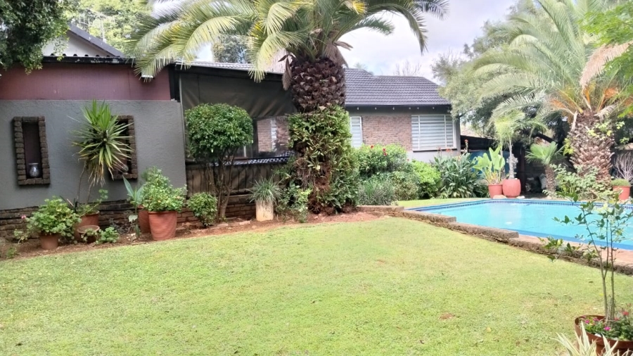 4 Bedroom Property for Sale in Rant En Dal Gauteng