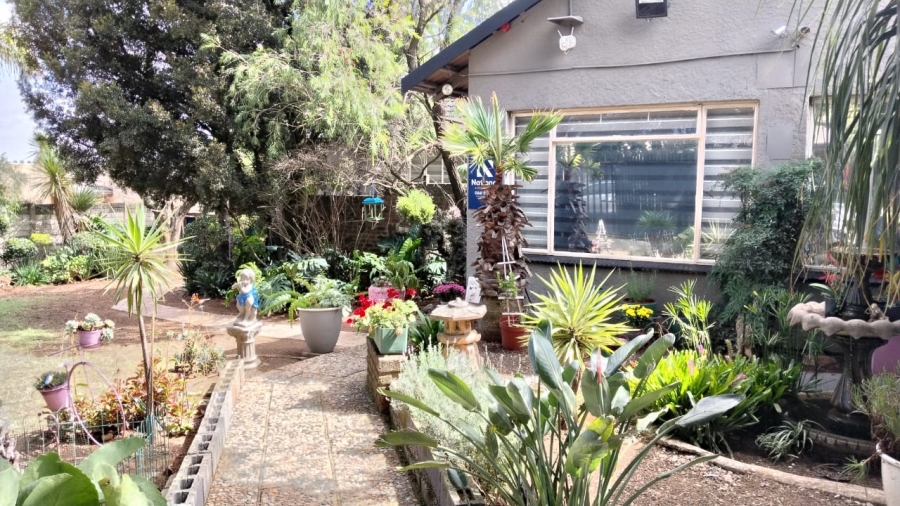 4 Bedroom Property for Sale in Rant En Dal Gauteng