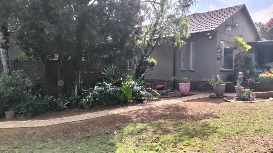 4 Bedroom Property for Sale in Rant En Dal Gauteng