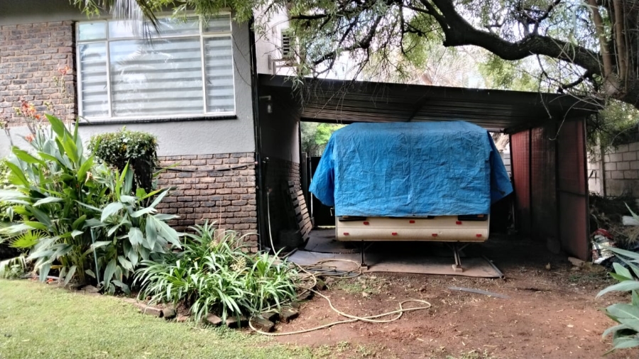 4 Bedroom Property for Sale in Rant En Dal Gauteng