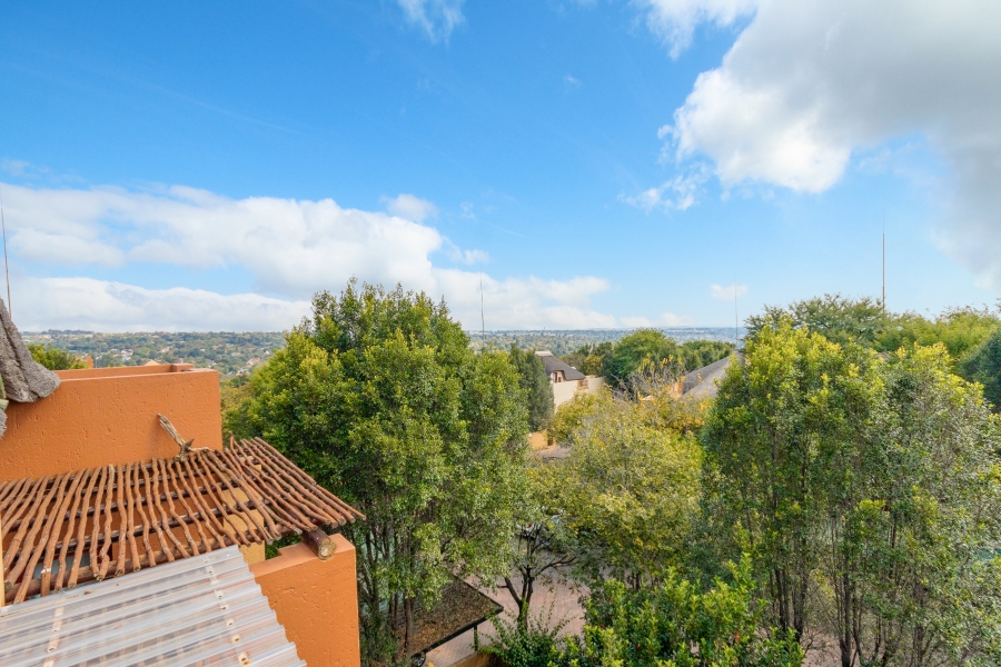 To Let 1 Bedroom Property for Rent in Douglasdale Gauteng