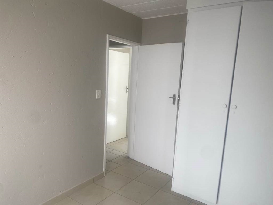 To Let 2 Bedroom Property for Rent in Eden Glen Gauteng