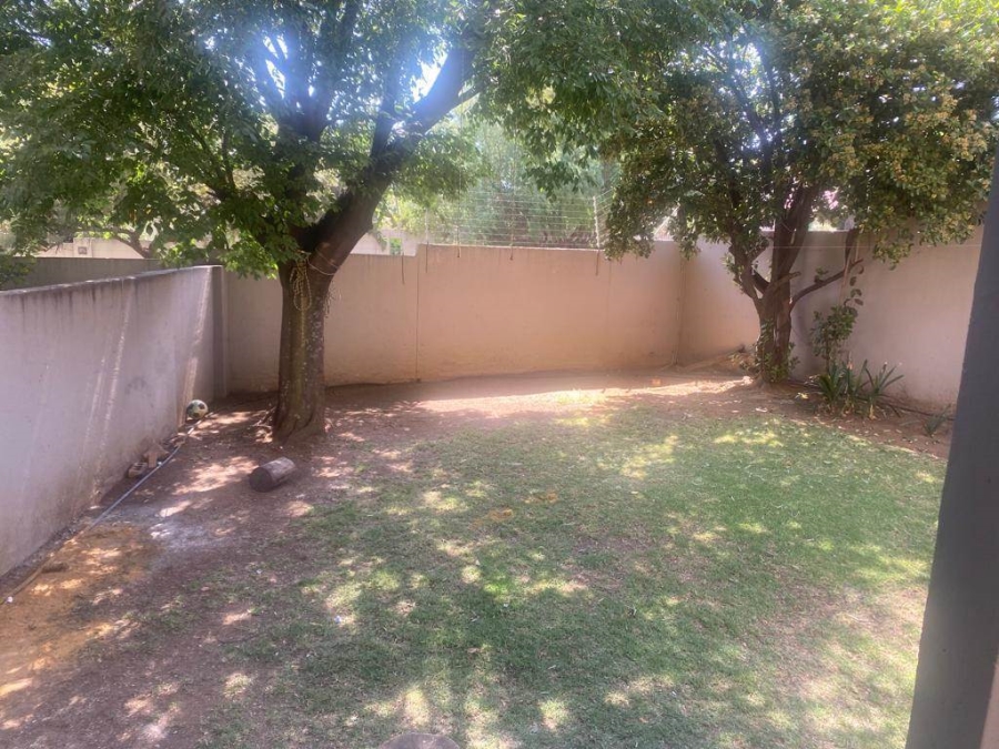 To Let 2 Bedroom Property for Rent in Eden Glen Gauteng