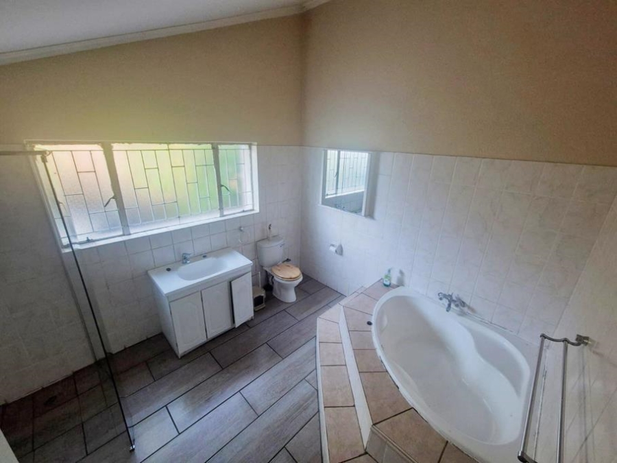 4 Bedroom Property for Sale in Van Riebeeck Park Gauteng