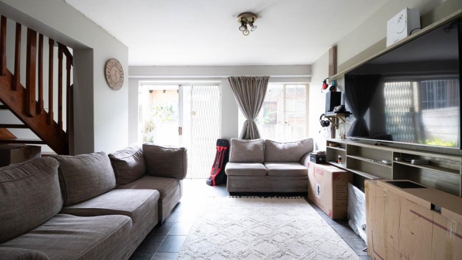 2 Bedroom Property for Sale in Van Riebeeck Park Gauteng