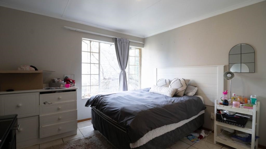 2 Bedroom Property for Sale in Van Riebeeck Park Gauteng