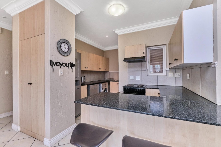 To Let 1 Bedroom Property for Rent in Morningside Gauteng