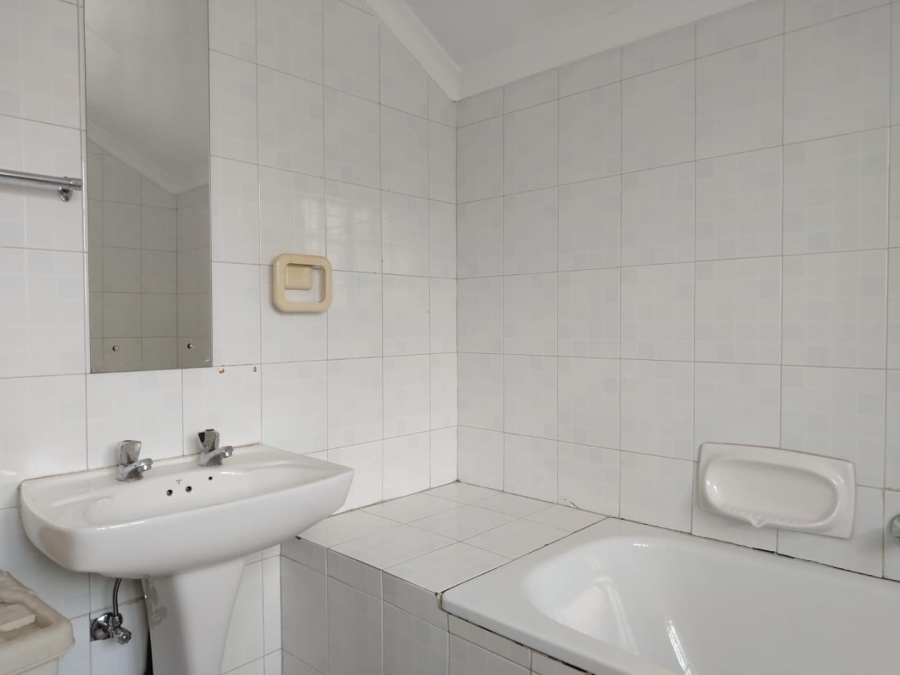 To Let 1 Bedroom Property for Rent in Edenburg Gauteng