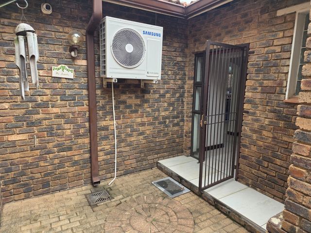 3 Bedroom Property for Sale in Fourways Gauteng