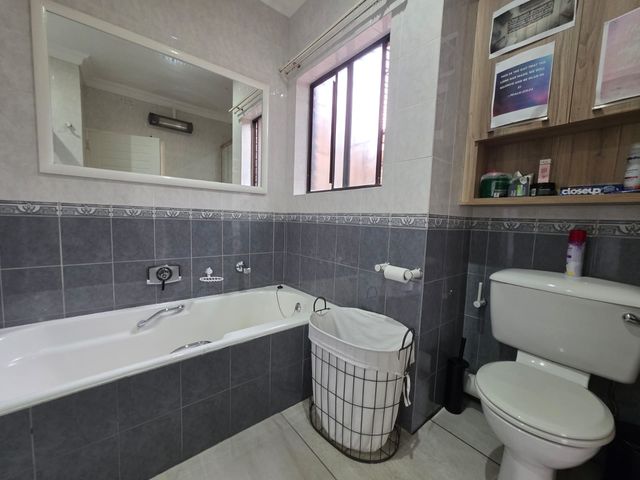 3 Bedroom Property for Sale in Fourways Gauteng