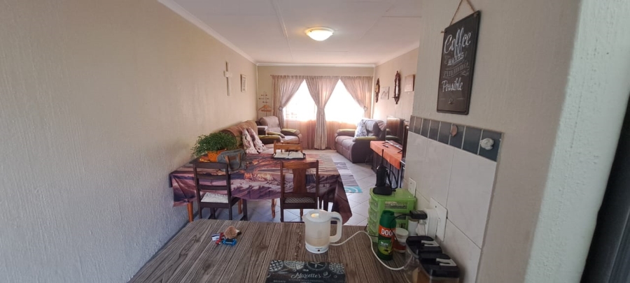 2 Bedroom Property for Sale in Rietfontein Gauteng