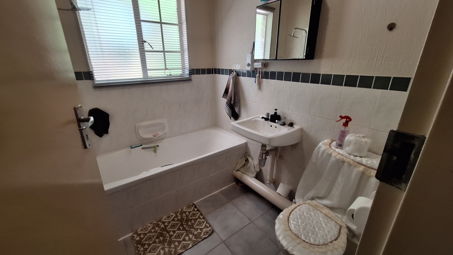 2 Bedroom Property for Sale in Rietfontein Gauteng