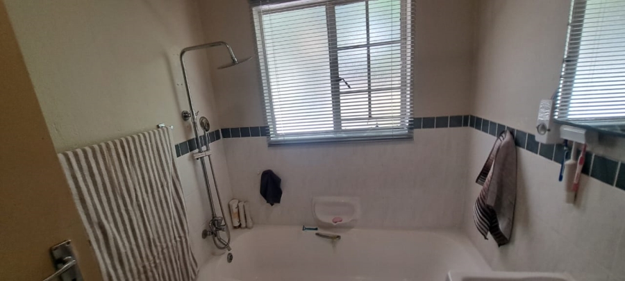 2 Bedroom Property for Sale in Rietfontein Gauteng