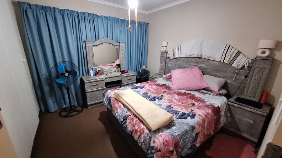 2 Bedroom Property for Sale in Rietfontein Gauteng