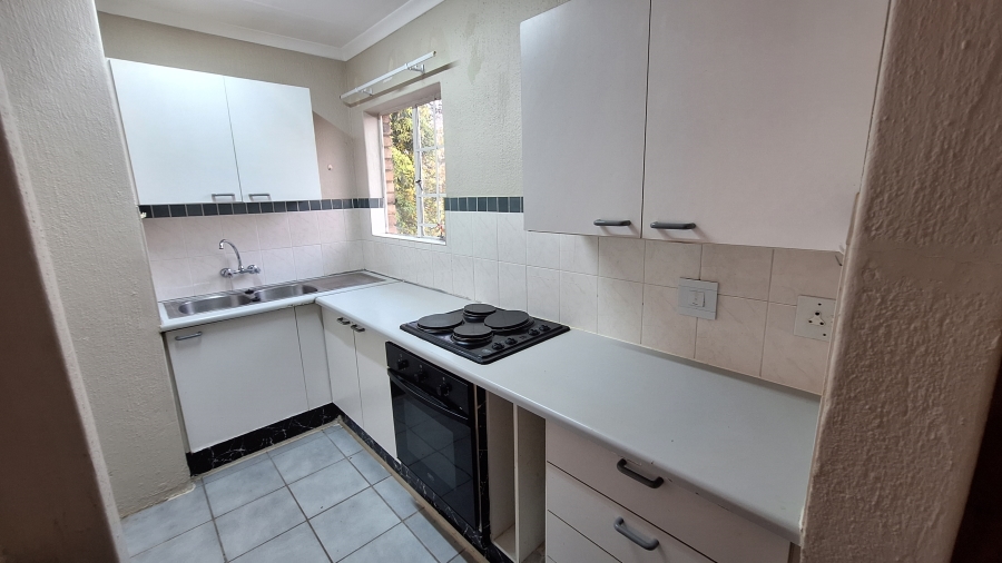 2 Bedroom Property for Sale in Rietfontein Gauteng